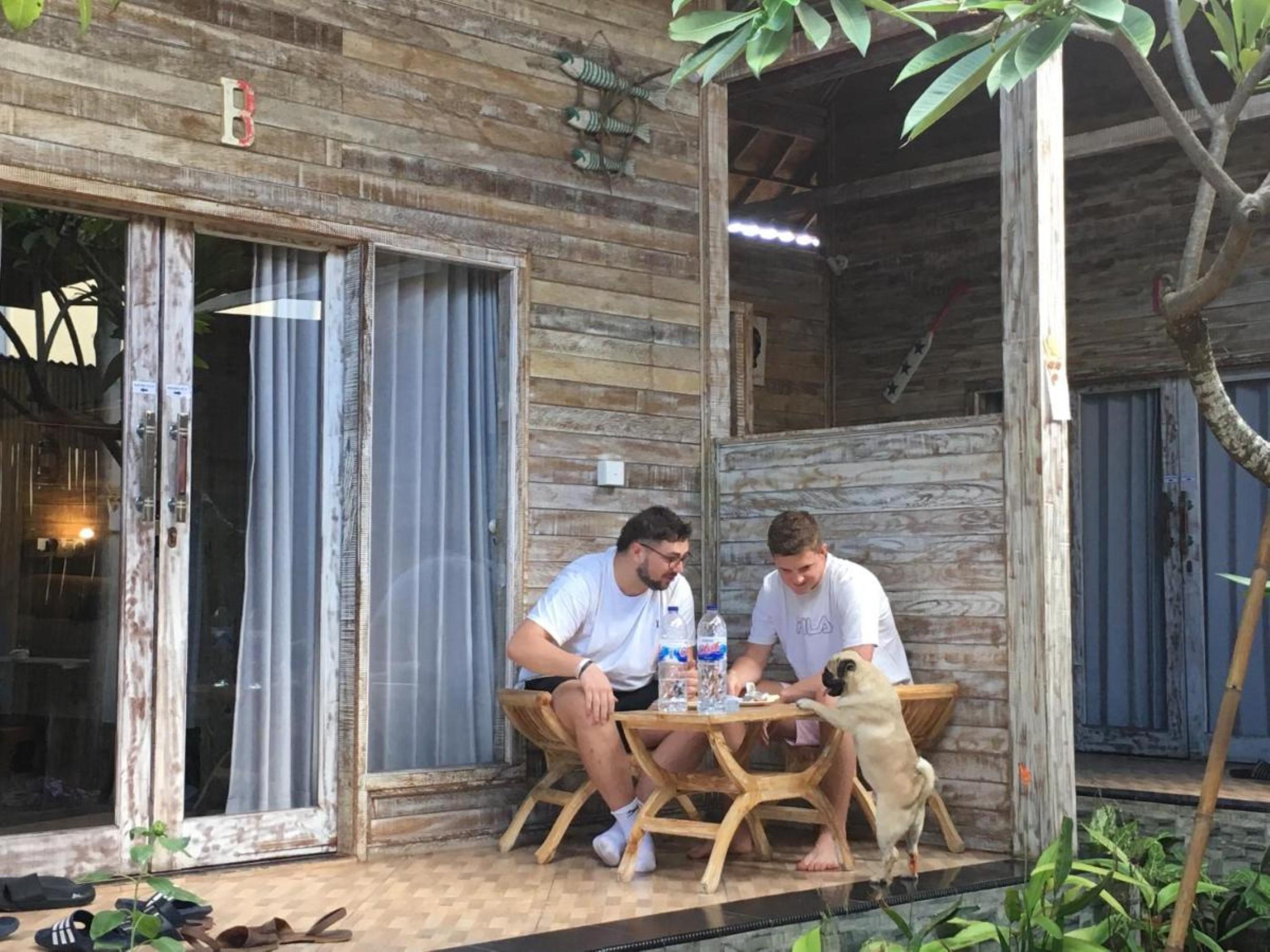 Pange Hostel Lembongan Nusa Lembongan Exterior foto