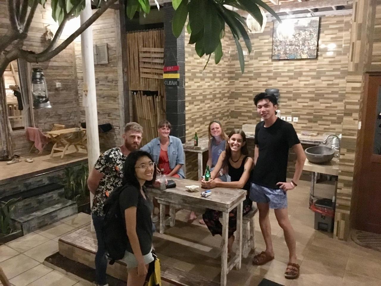 Pange Hostel Lembongan Nusa Lembongan Exterior foto